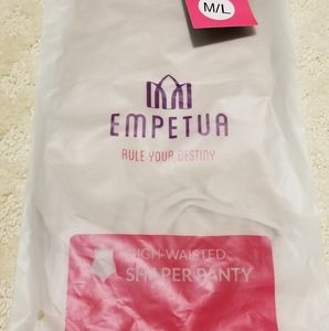 Empetua shapewear
